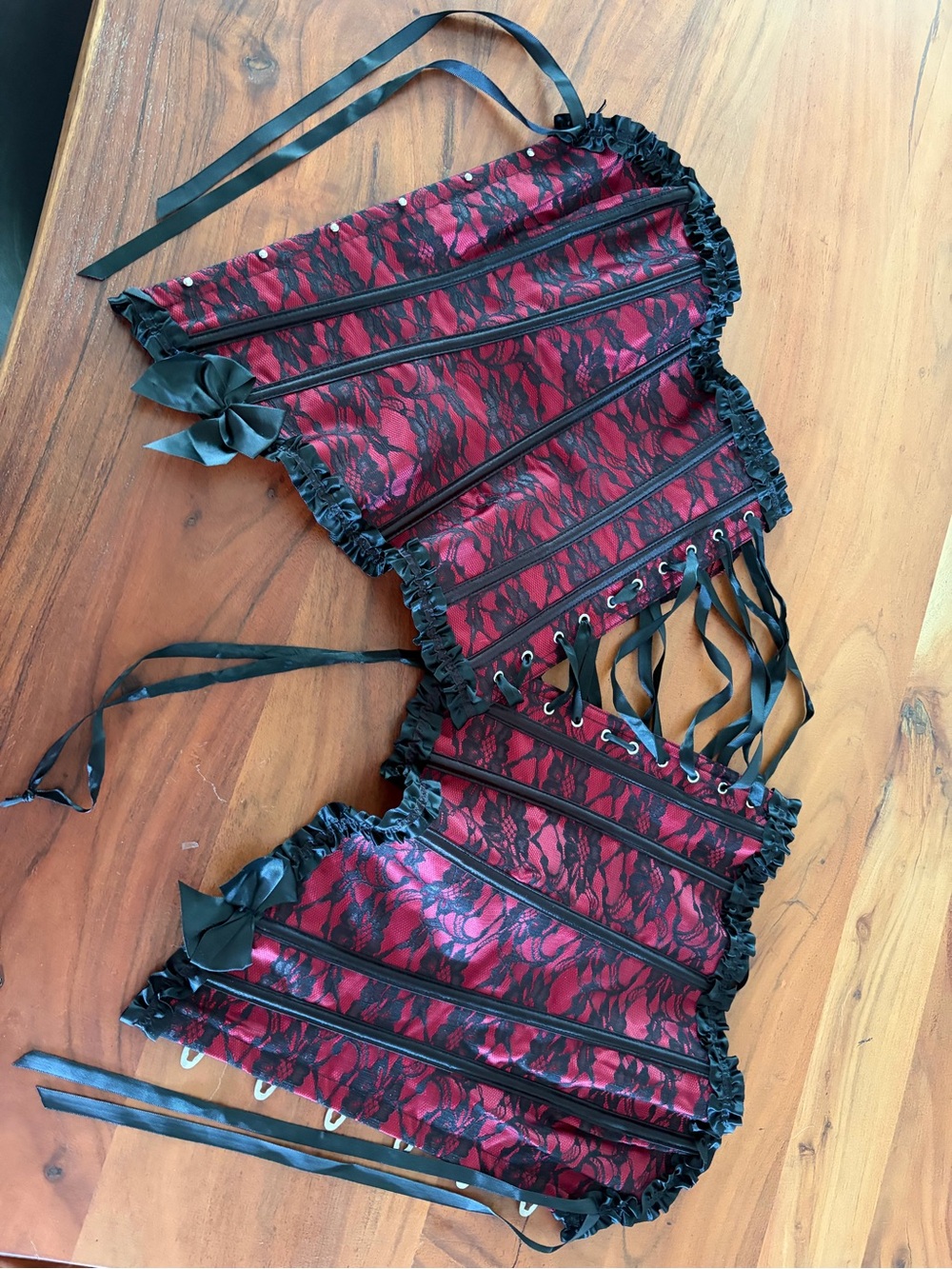 Red and Black Lace Corset Crop Top size large with black satin bows sexy goth